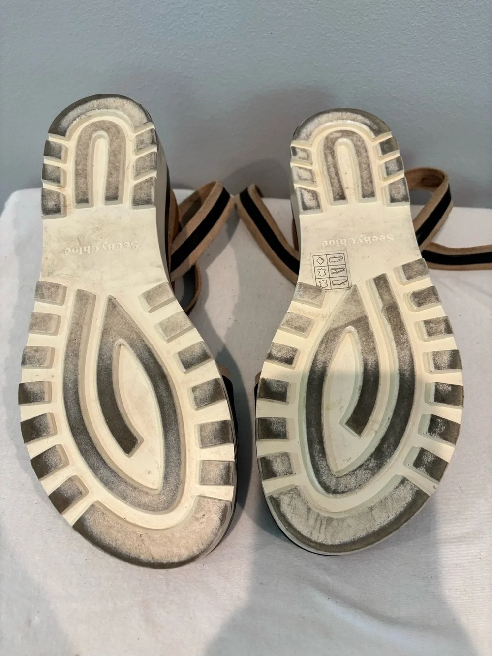 See By Chloé Black and Tan Platform Slingback Sandals